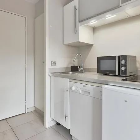 La Pinede - Maeva - 2 Pieces 4 Personnes Vue - Selection Mae-4181 * Hyeres